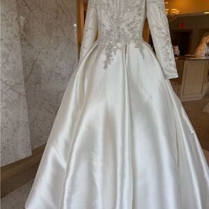 New Beaded Mikado Silk Casablanca Bridal Gown Long-Sleeve Sz 12 orig $2800!!!